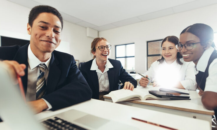 Challenging students in a collaborative maths competition